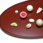 盛込み平皿と加賀の和菓子