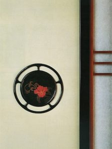 宝相華蒔絵の襖引手