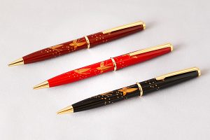 Maki-e lacquered ballpoint pen "Butterfly"