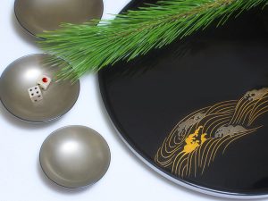 Round Tray + Silver Sake Cups