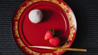 菊沈金 そば皿 | 輪島塗の老舗 輪島屋善仁 | Wajimaya Zenni