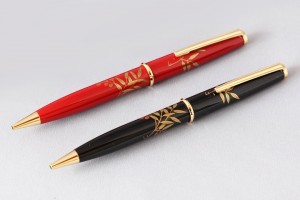 朱・黒 各1本 30,800円(税込) Ballpoint Pen "Heavenly Bamboo"
